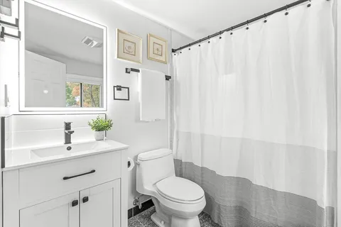 $1,350,000 | 6 Marchant Road, Winchester, MA 01890