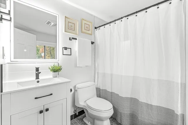 $1,350,000 | 6 Marchant Road, Winchester, MA 01890