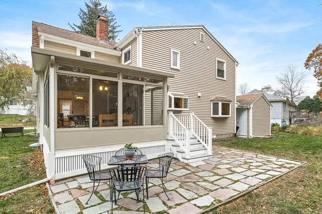 $1,350,000 | 6 Marchant Road, Winchester, MA 01890