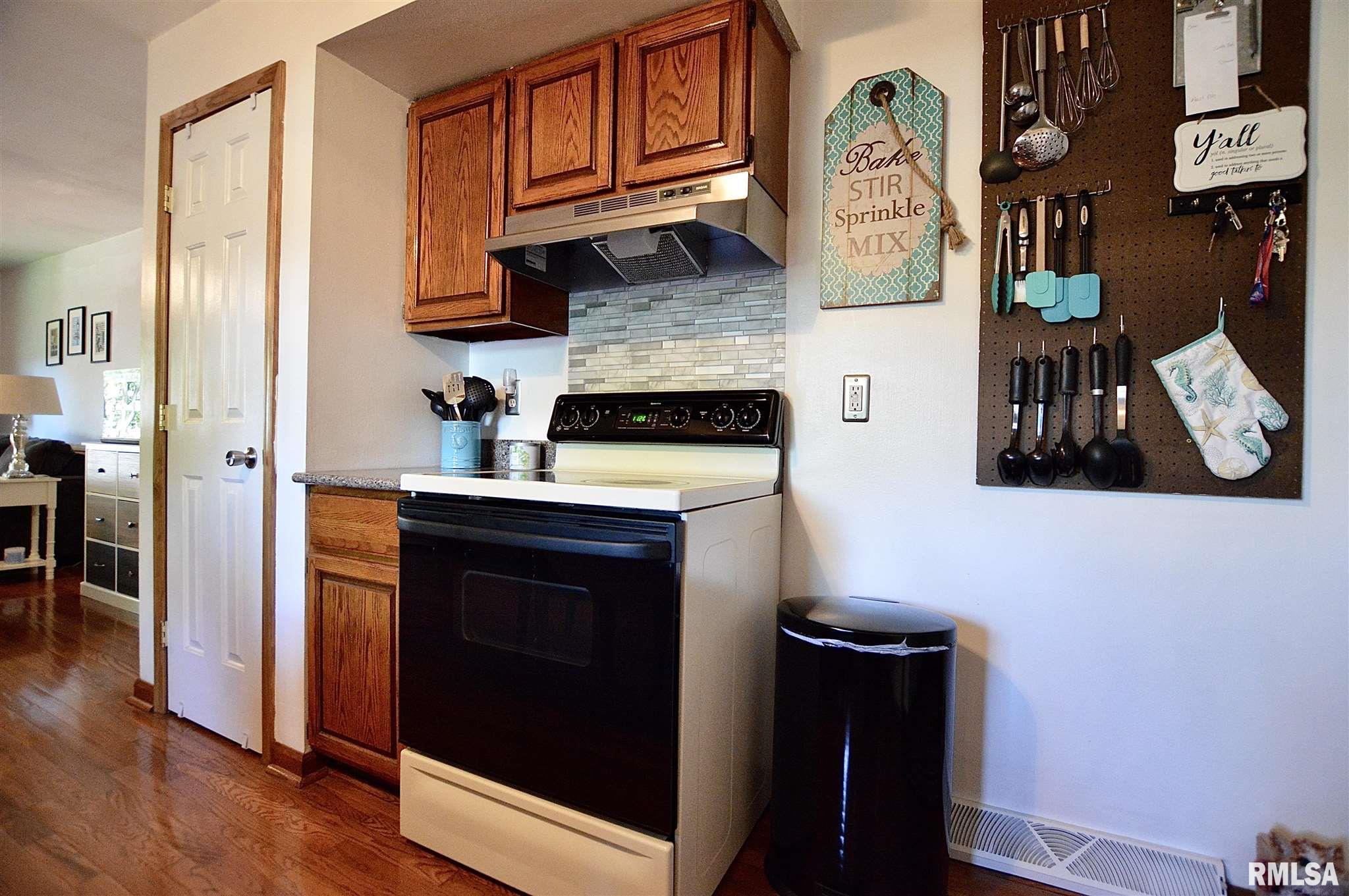 19 Ramblewood Road Chatham, IL 62629 - Photo 15 of 41 Gallery Image 15