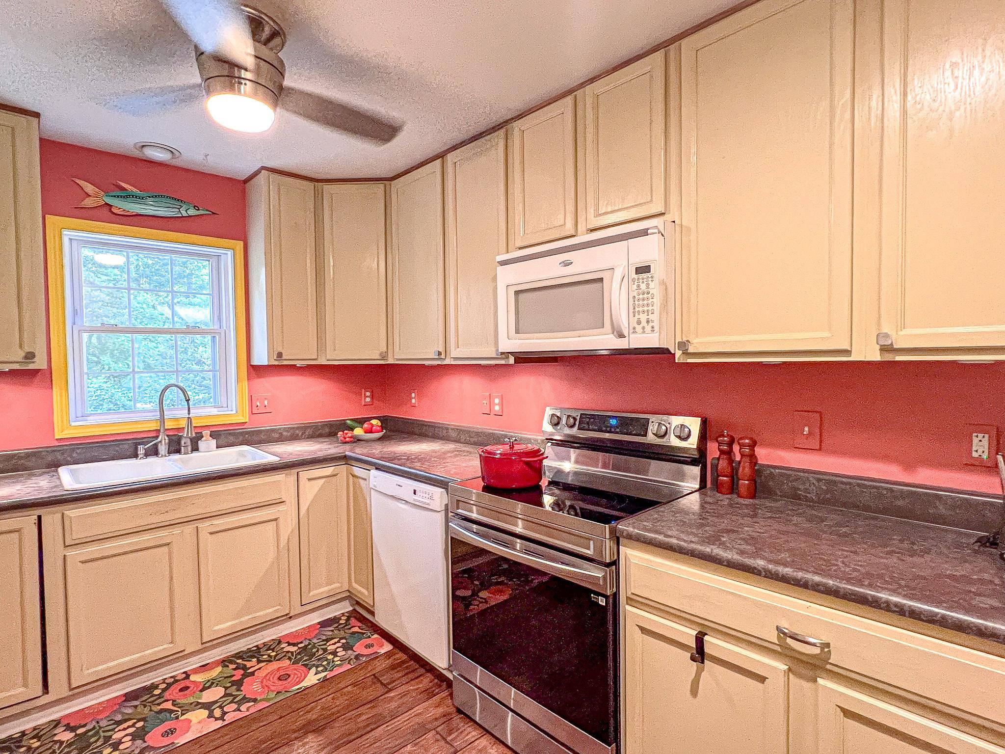 68 Partridge Lane Pawleys Island, SC 29585 - Photo 6 of 43 Gallery Image 6