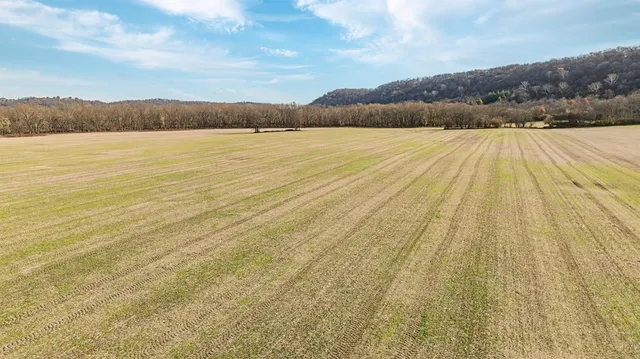 $449,900 | 1 Hartford Pike, Aurora, IN 47001