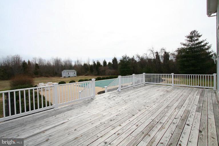 315 Queens Colony High Road Stevensville, MD 21666 - Photo 15 of 20 Deck