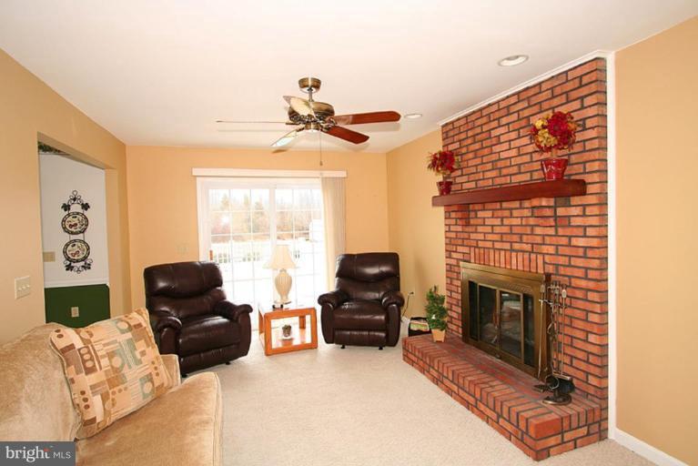 315 Queens Colony High Road Stevensville, MD 21666 - Photo 3 of 20 Family Room