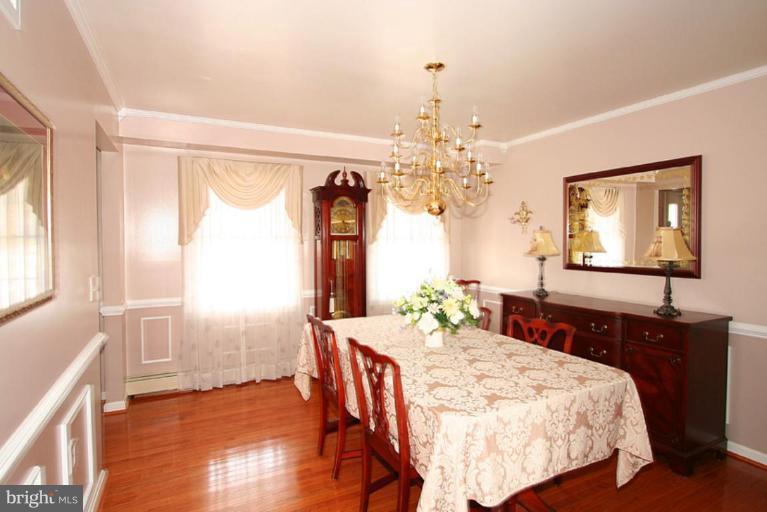 315 Queens Colony High Road Stevensville, MD 21666 - Photo 7 of 20 Dining Room