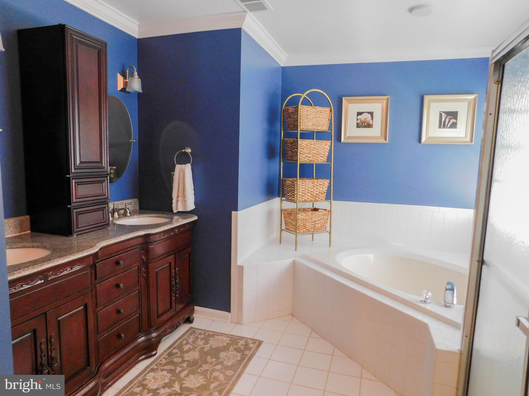 8545 Sinclair Mill Road Manassas, VA 20112 - Photo 15 of 26 Gallery Image 15