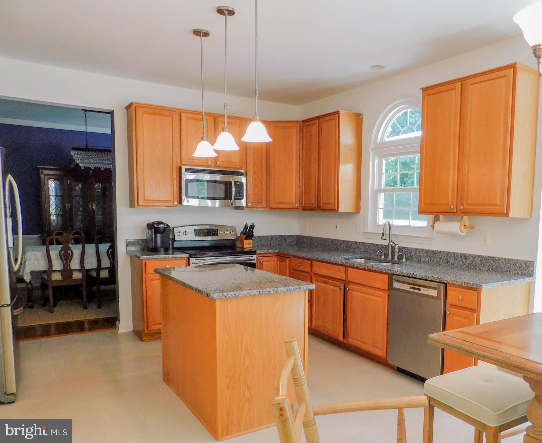 8545 Sinclair Mill Road Manassas, VA 20112 - Photo 9 of 26 Gallery Image 9