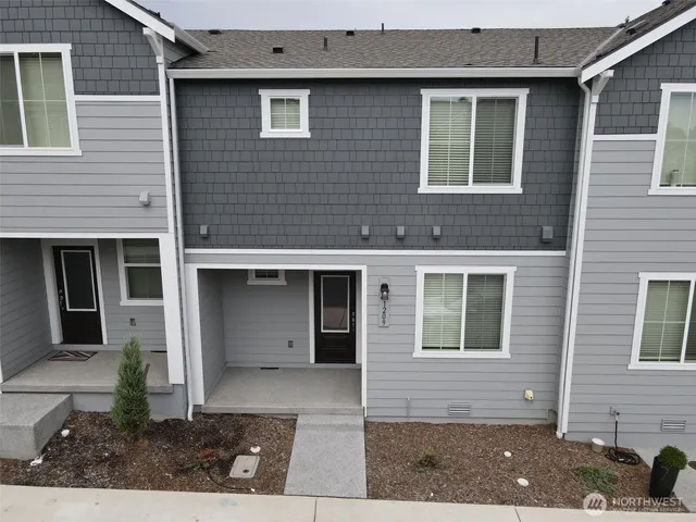 $399,900 | 1209 East 53rd Street, Tacoma, WA 98404