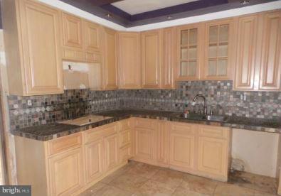 1307 Inverness Avenue Baltimore, MD 21230 - Photo 6 of 7 Interior (General)