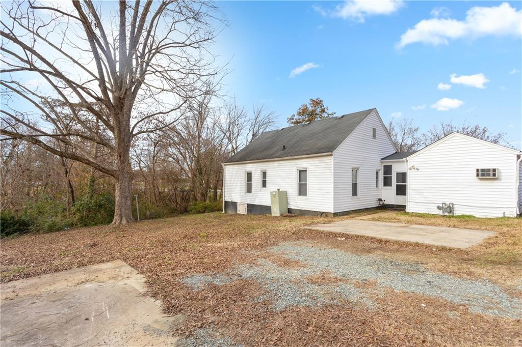 1611 Vaughn Road Burlington, NC 27217 - Photo 23 of 24 Gallery Image 23