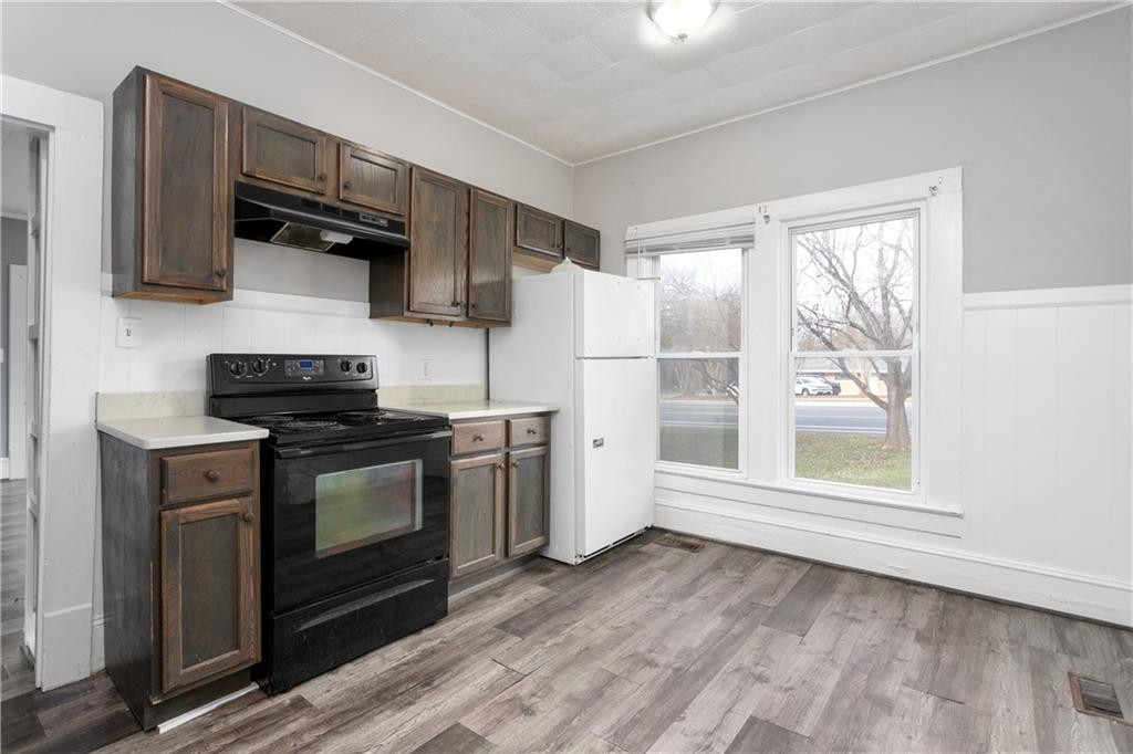 1611 Vaughn Road Burlington, NC 27217 - Photo 10 of 24 Gallery Image 10
