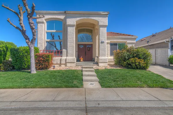 $758,000 | 9351 Lufkin Way, Elk Grove, CA 95758