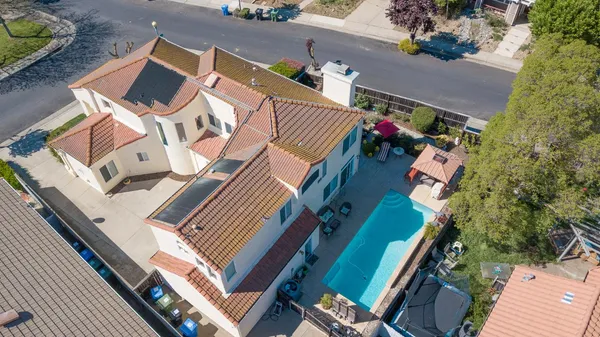 $758,000 | 9351 Lufkin Way, Elk Grove, CA 95758