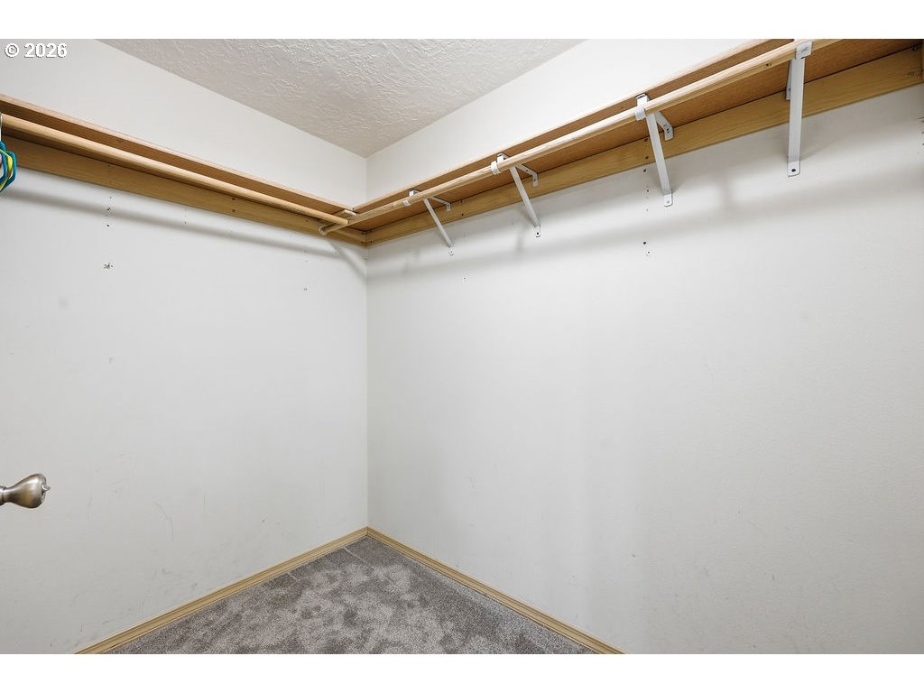 279 South 71st Street Springfield, OR 97478 - Photo 19 of 40