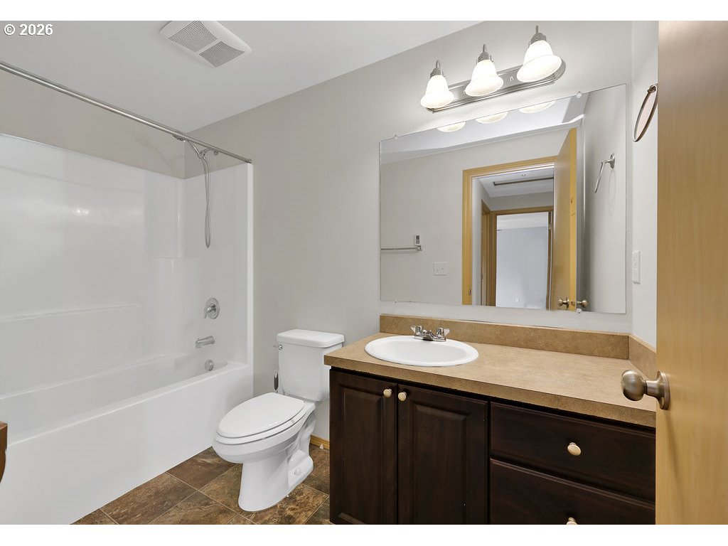 279 South 71st Street Springfield, OR 97478 - Photo 27 of 40