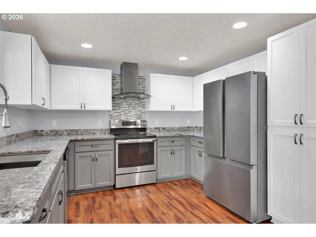 279 South 71st Street Springfield, OR 97478 - Photo 10 of 40