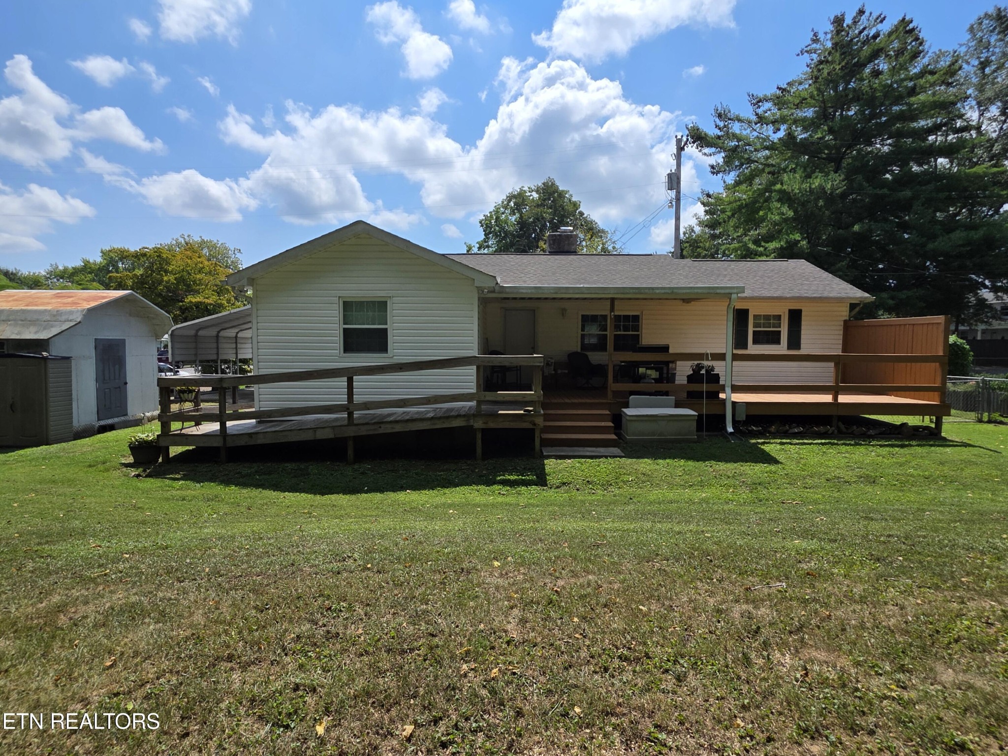 106 Nesper Road Oak Ridge, TN 37830 - Photo 35 of 36 Gallery Image 35