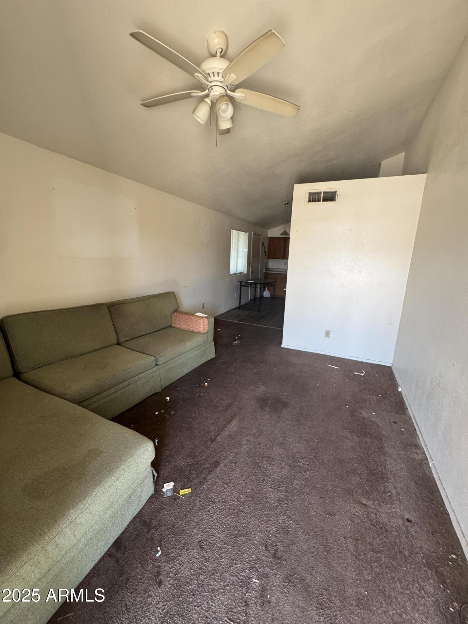 1014 East Romley Road Phoenix, AZ 85040 - Photo 2 of 18 IMG_2020