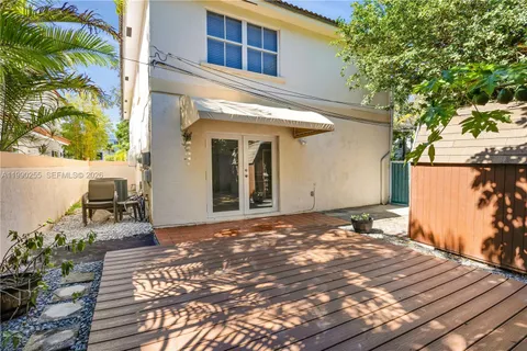 $995,000 | 2996 Jackson Avenue, Unit B, Coconut Grove, FL 33133