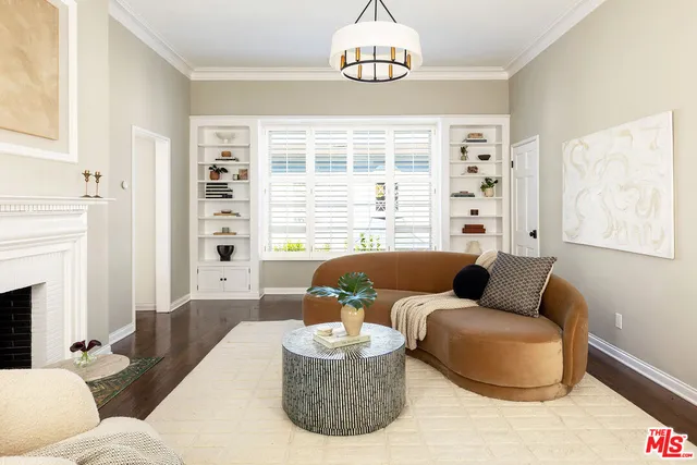 $1,250,000 | 118 1/2 Flores Street, Los Angeles, CA 90048