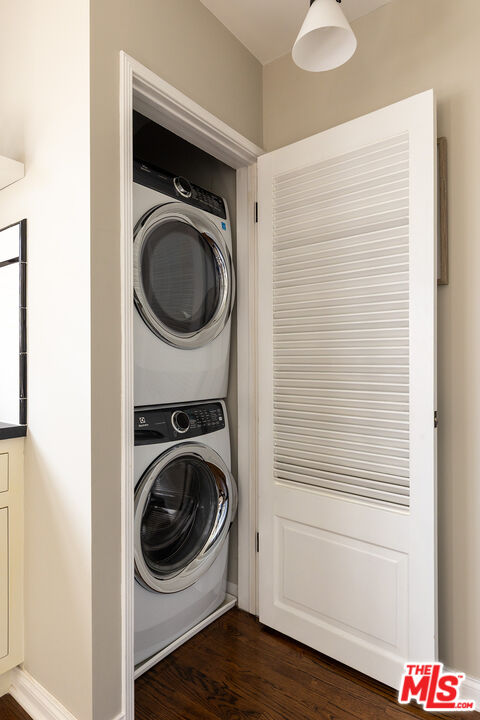 118 1/2 Flores Street Los Angeles, CA 90048 - Photo 10 of 21