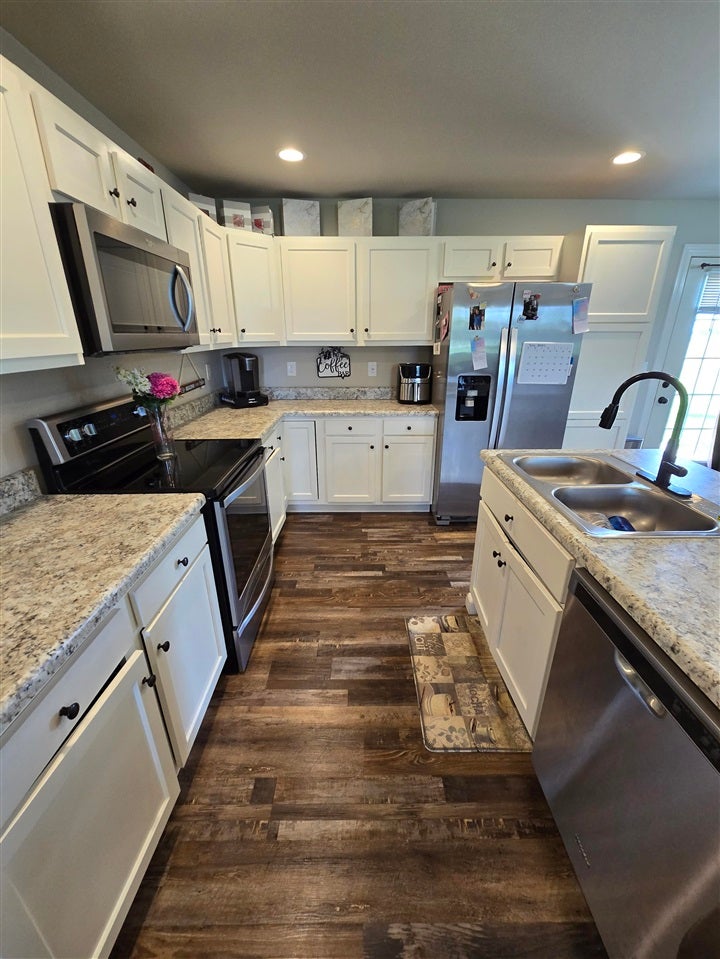 275 Wilhelm Road Russellville, KY 42276 - Photo 3 of 25 Gallery Image 3