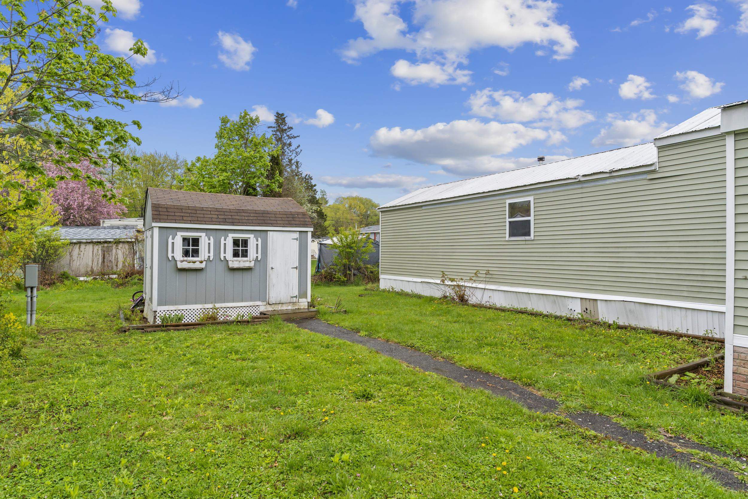 53 Hilton Avenue Exeter, NH 03833 - Photo 33 of 34