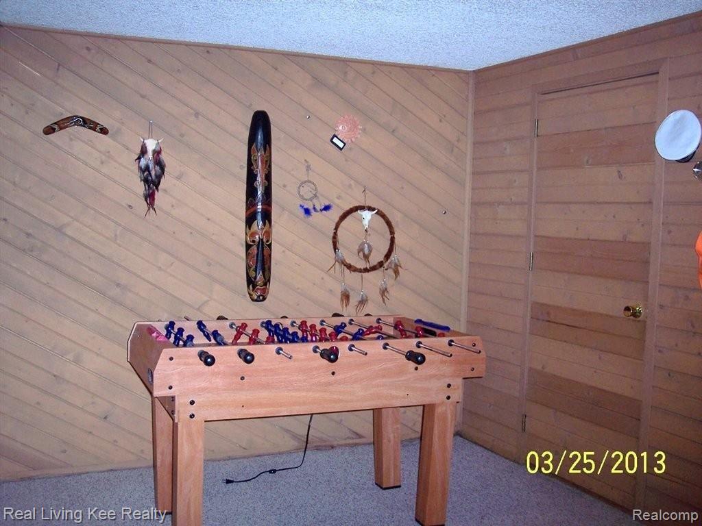 47965 Tilch Road Macomb, MI 48044 - Photo 19 of 22 more of family room