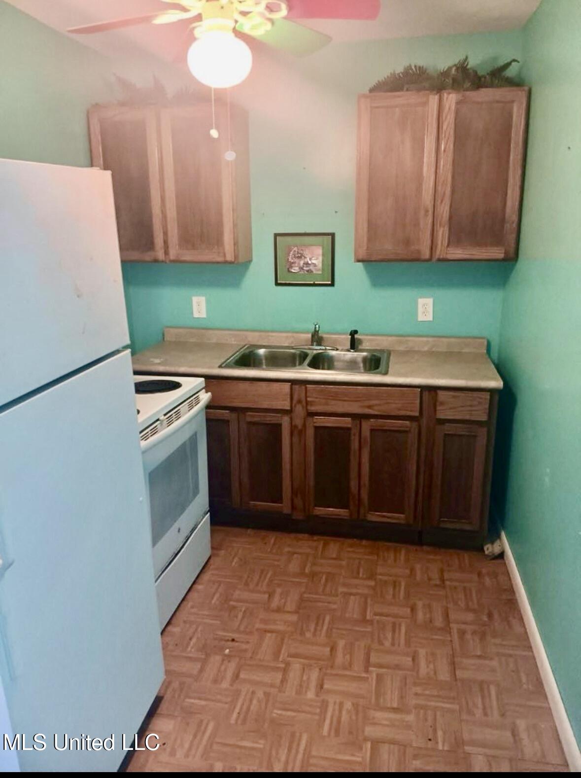 109 Center Street Crystal Springs, MS 39059 - Photo 14 of 16 IMG_5239 2