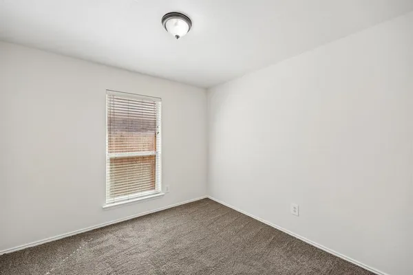 $2,300 | 1914 Lennox Lane, Arlington, TX 76018