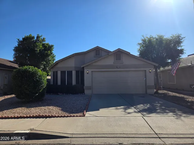 $2,200 | 3033 East Siesta Lane, Phoenix, AZ 85050