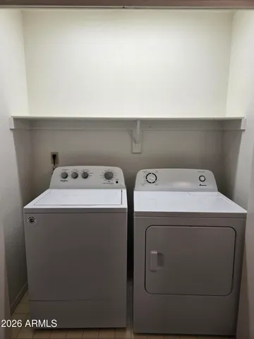 $2,200 | 3033 East Siesta Lane, Phoenix, AZ 85050