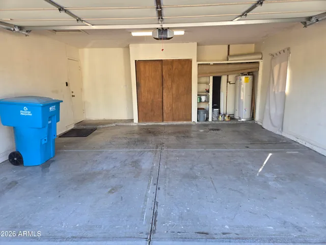 $2,200 | 3033 East Siesta Lane, Phoenix, AZ 85050