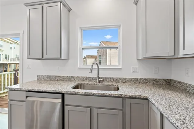 $3,000 | 179 Lockheed Drive, Coraopolis, PA 15108