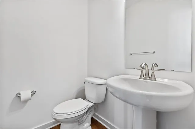 $3,000 | 179 Lockheed Drive, Coraopolis, PA 15108