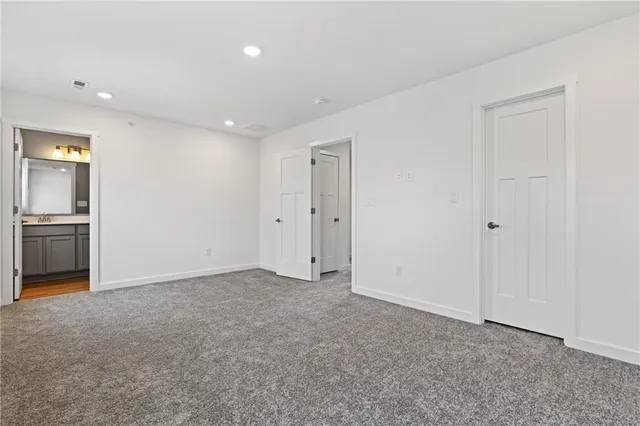 $3,000 | 179 Lockheed Drive, Coraopolis, PA 15108