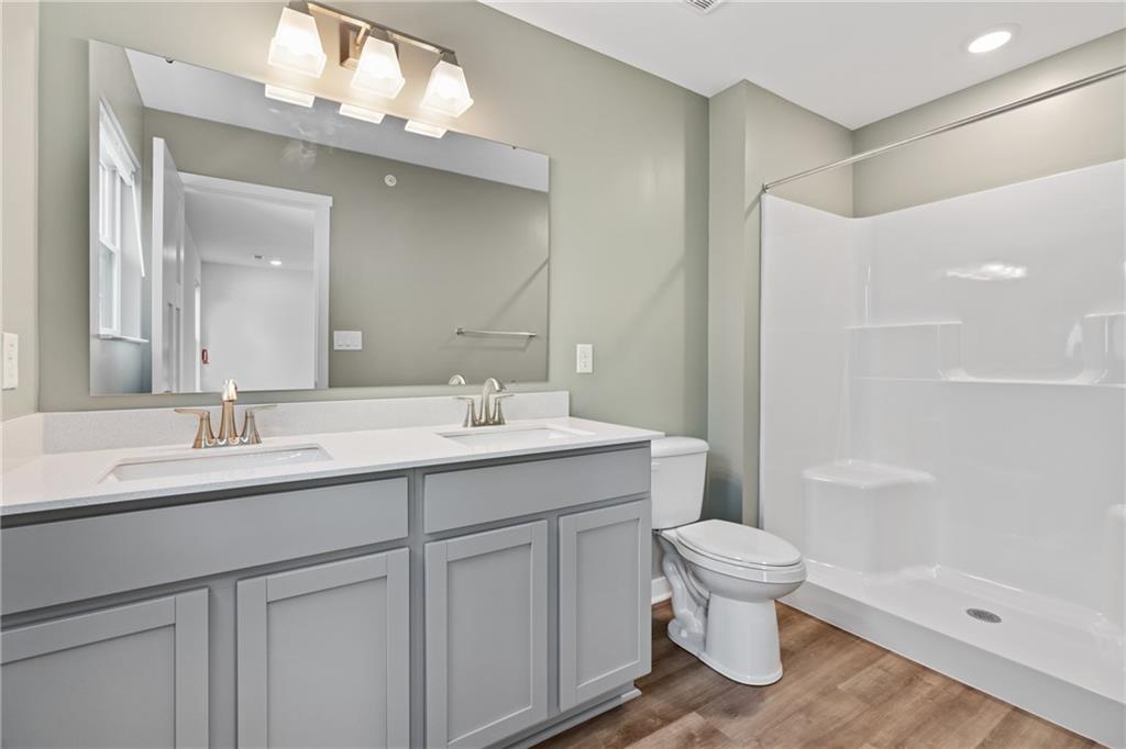 179 Lockheed Drive Coraopolis, PA 15108 - Photo 16 of 27