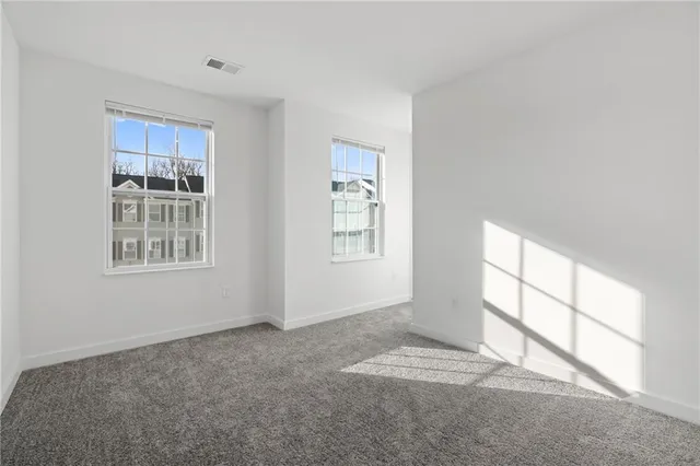 $3,000 | 179 Lockheed Drive, Coraopolis, PA 15108