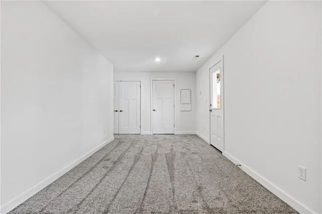 $3,000 | 179 Lockheed Drive, Coraopolis, PA 15108