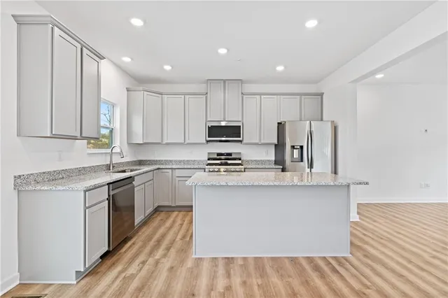 $3,000 | 179 Lockheed Drive, Coraopolis, PA 15108