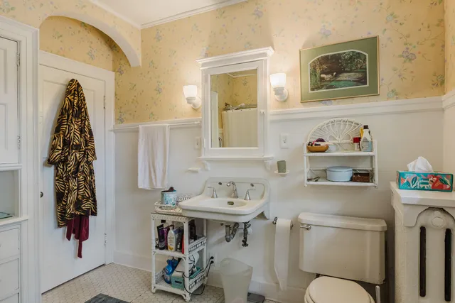 $699,000 | 2615 North Summit Avenue, Milwaukee, WI 53211