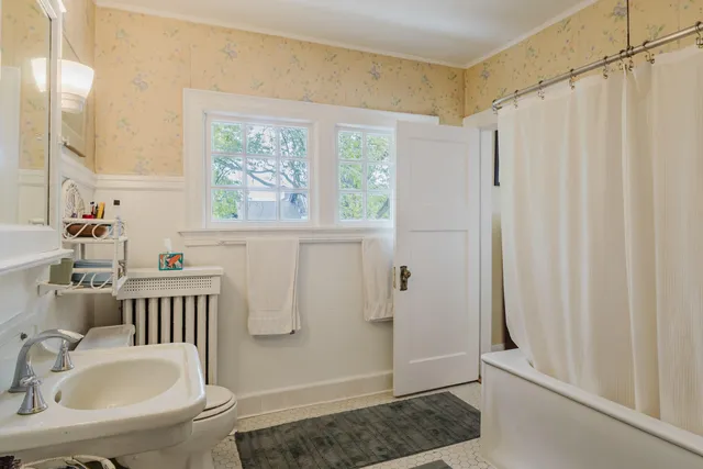 $699,000 | 2615 North Summit Avenue, Milwaukee, WI 53211