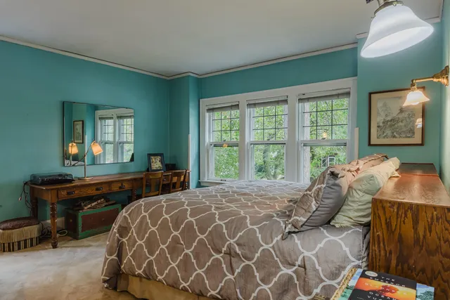 $699,000 | 2615 North Summit Avenue, Milwaukee, WI 53211