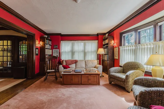 $699,000 | 2615 North Summit Avenue, Milwaukee, WI 53211