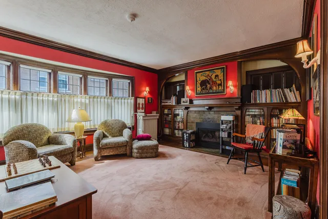 $699,000 | 2615 North Summit Avenue, Milwaukee, WI 53211