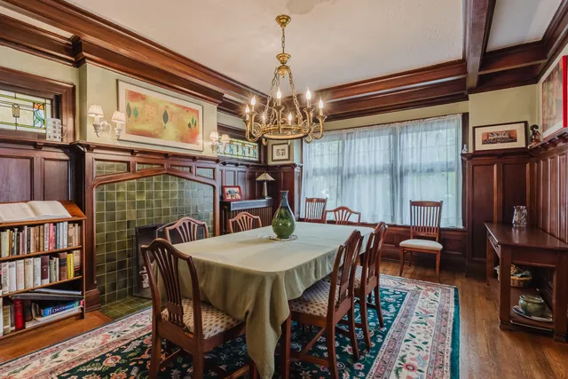 $699,000 | 2615 North Summit Avenue, Milwaukee, WI 53211