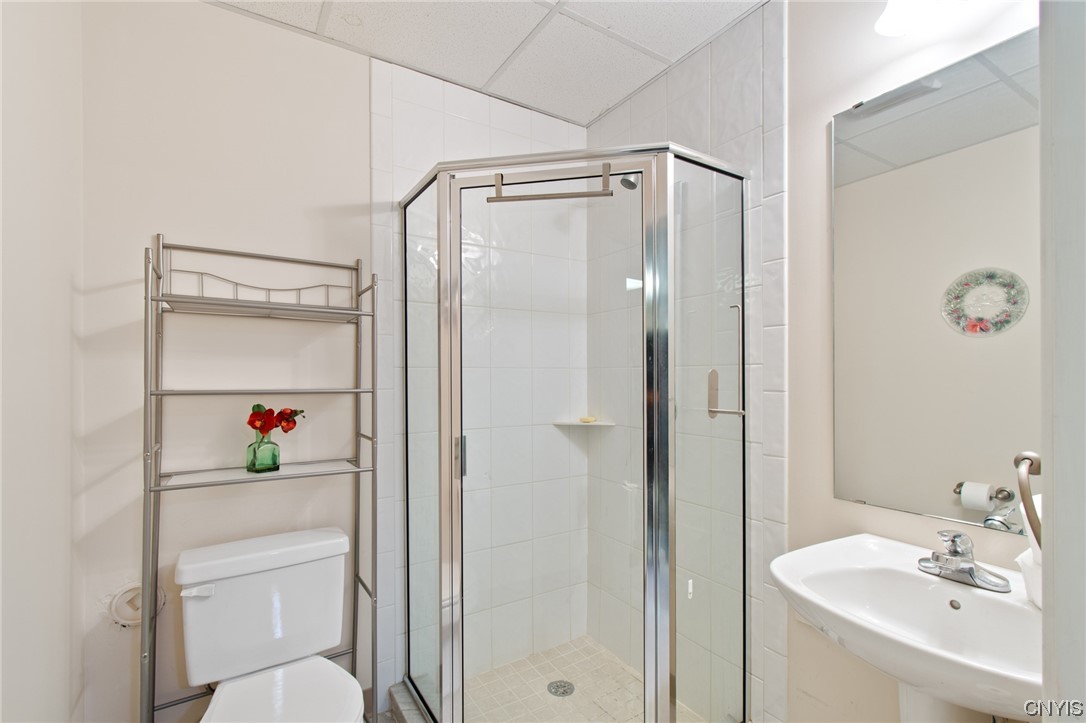 4 Hampstead Drive Penfield, NY 14580 - Photo 34 of 43