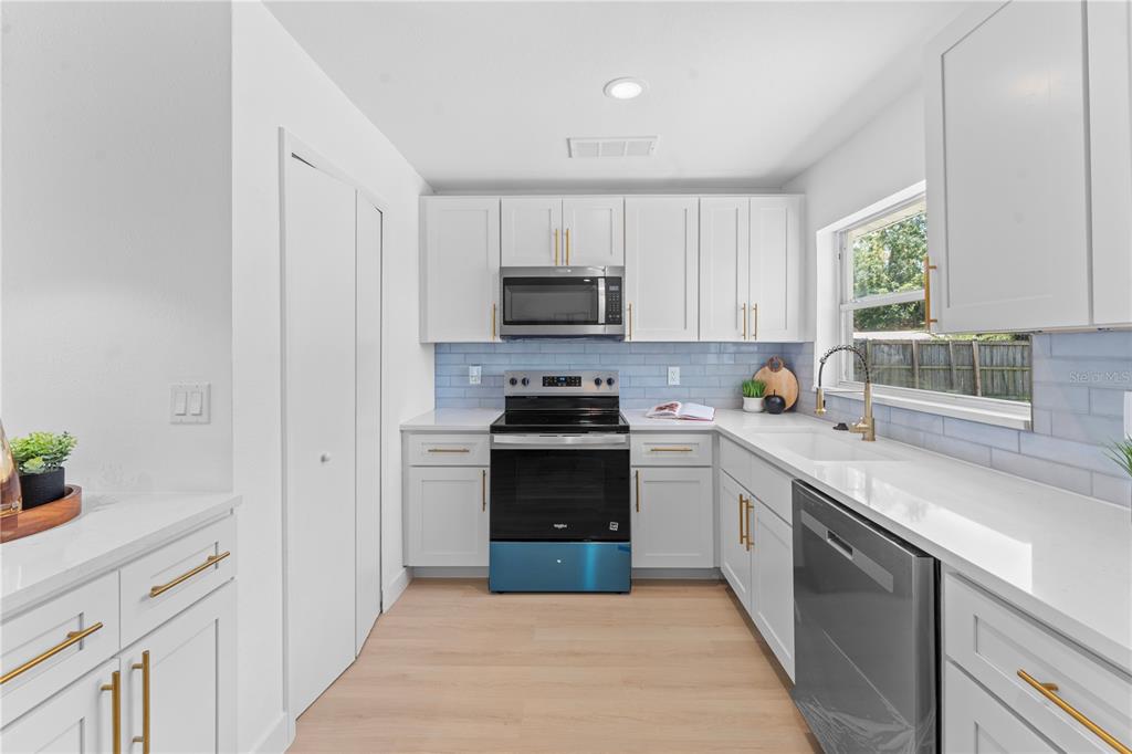 104 Gum Street Altamonte Springs, FL 32714 - Photo 4 of 19