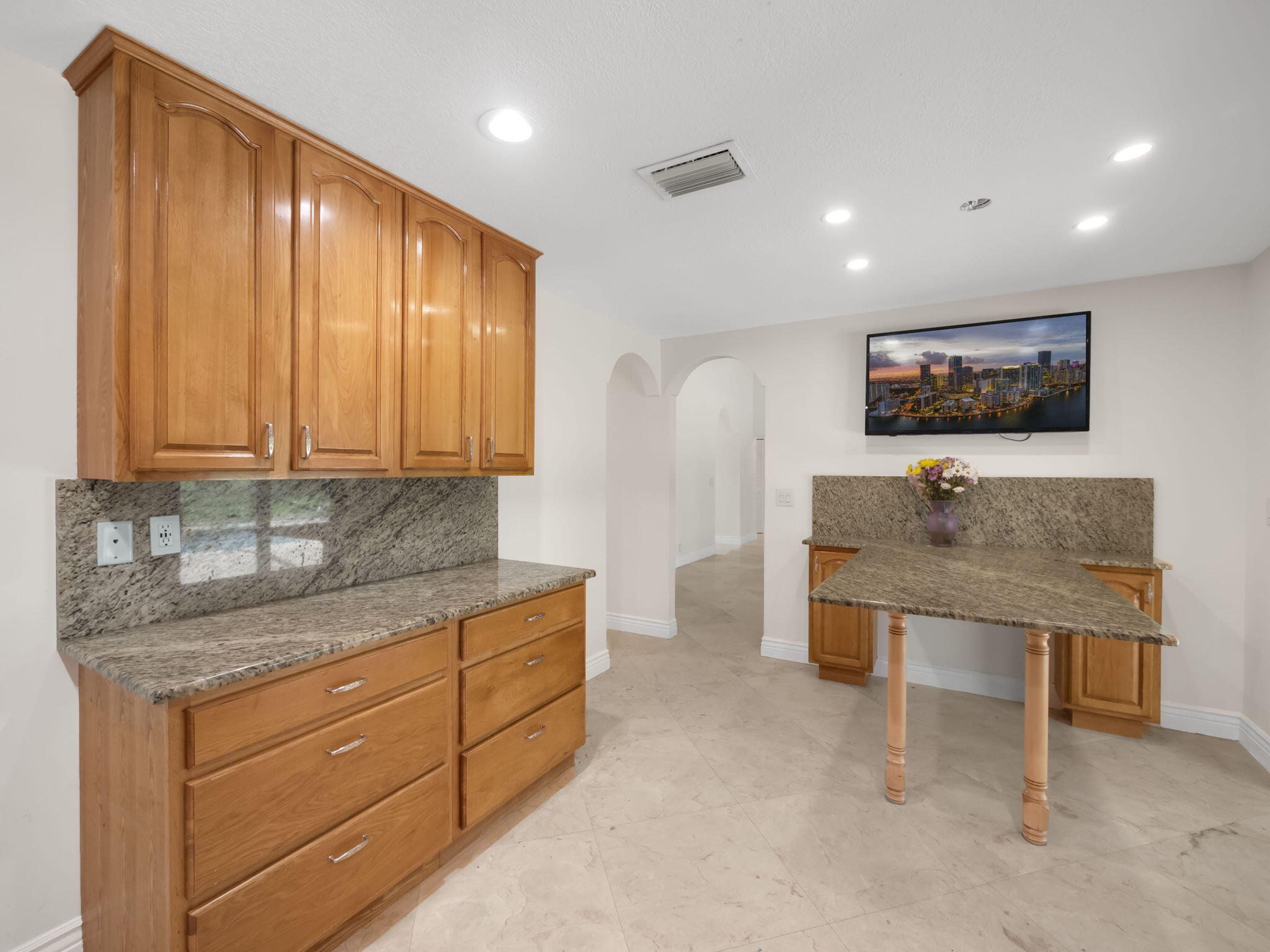 20181 Back 9 Drive Boca Raton, FL 33498 - Photo 9 of 22 Breakfast Nook