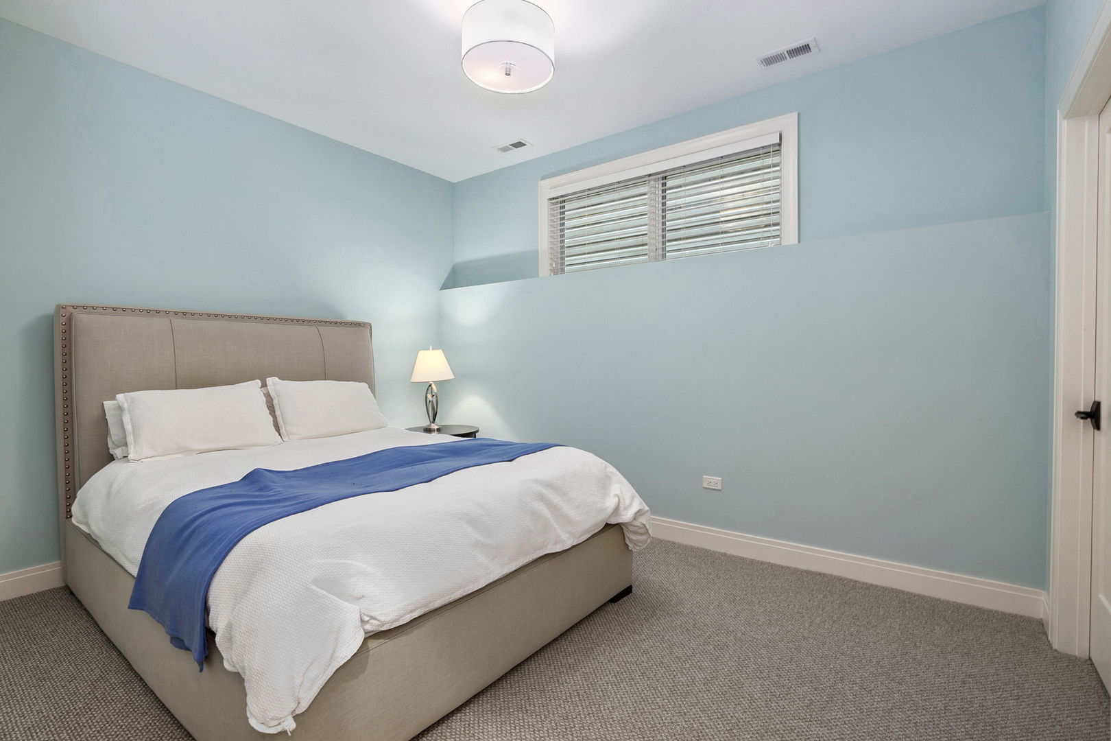 1648 West Fletcher Street Chicago, IL 60657 - Photo 42 of 50